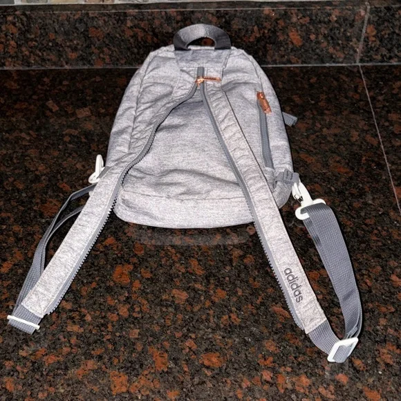 Adidas Day bag Backpack - Picture 3 of 4